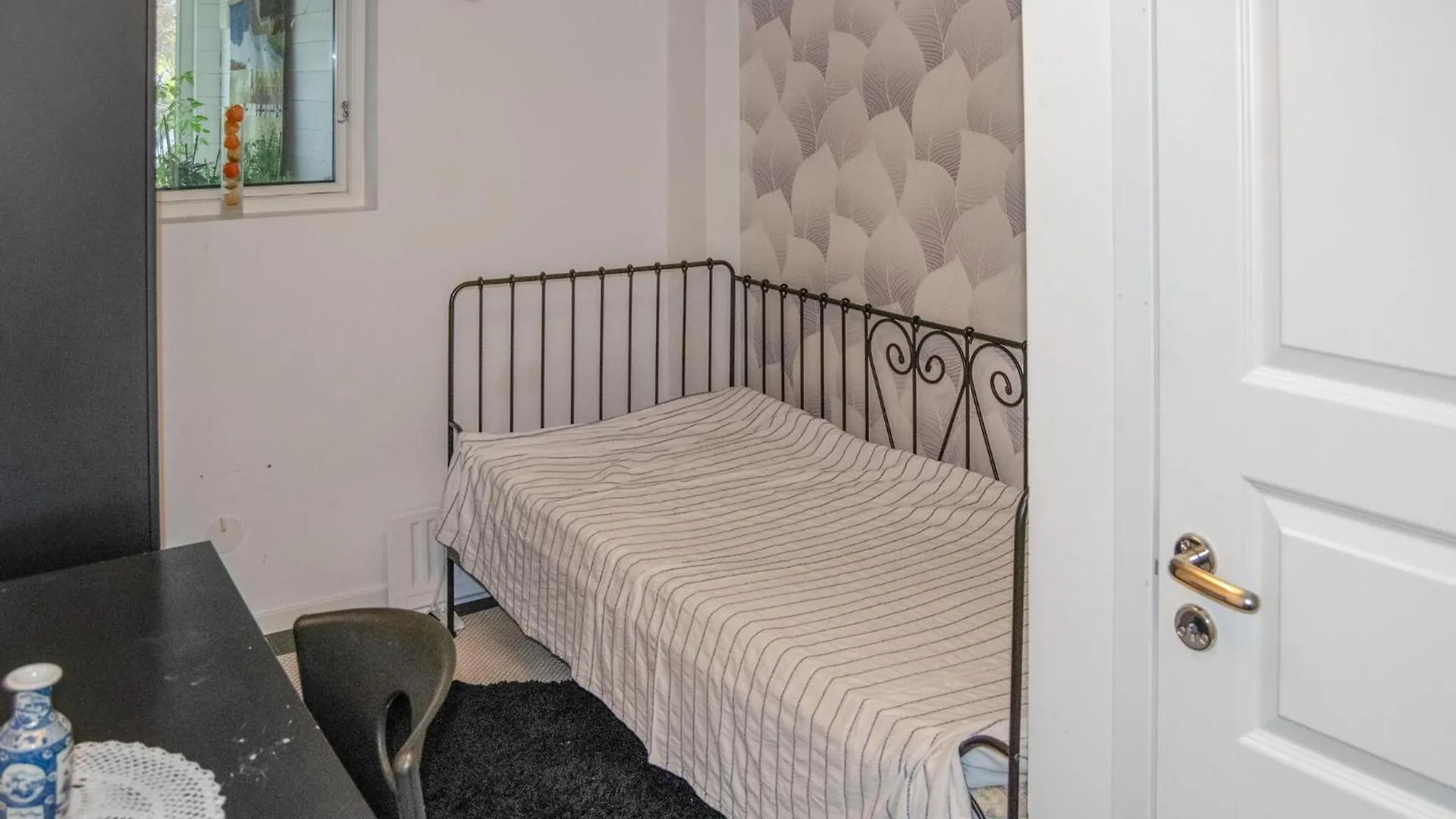 2 Bedroom Cozy Home In Skaerholmen ストックホルム