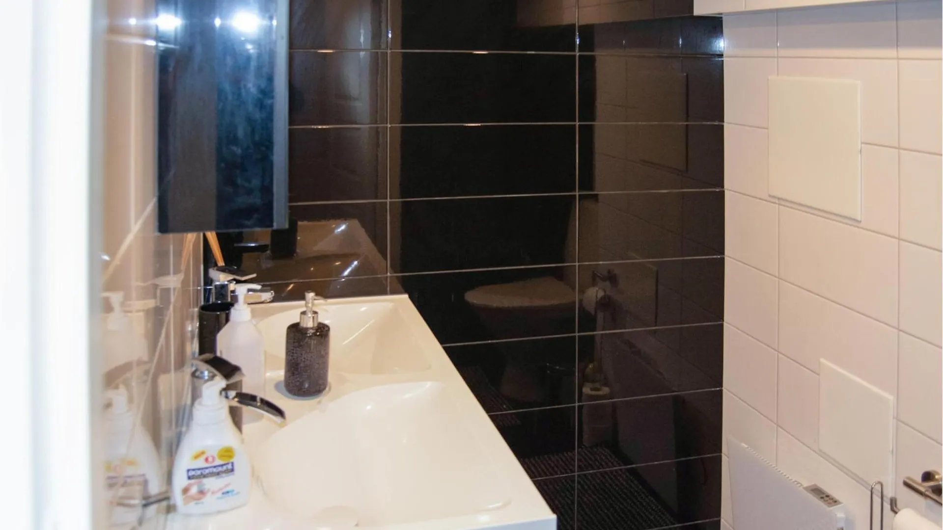 2 Bedroom Cozy Home In Skaerholmen Stokholm Tatil Evi
